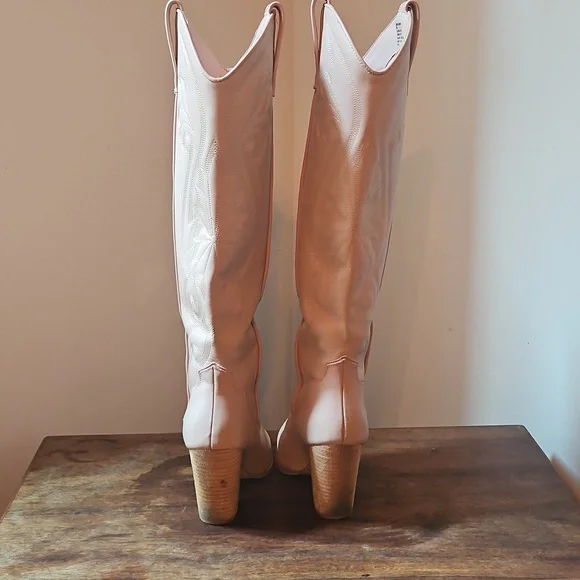 Steve Madden Baby Pink Heeled Cowboy Boots - Picture 5 of 12
